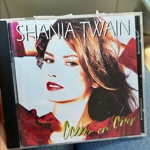 💎5/$25 Shania Twain Come On Over CD with words in the booklet
